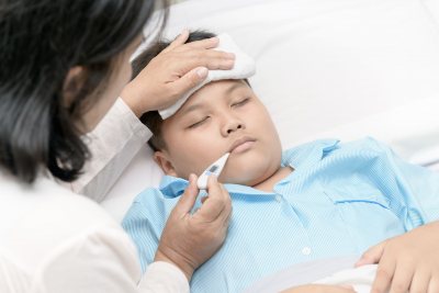 Anak Anda Demam? Cobalah Perawatan Ini Untuk Meredakannya